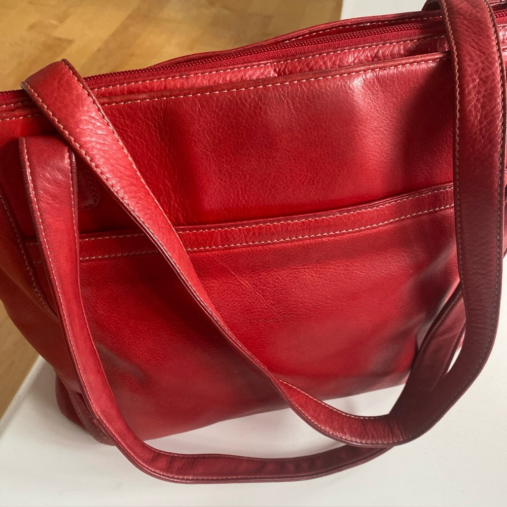 Levenger elegant  Red Leather Tote satin lined with inside & outside pockets